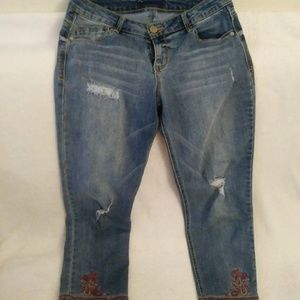 Wit & Wisdom Ankle Jeans 4